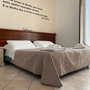** Gasthof Mamamia #lipari Italien